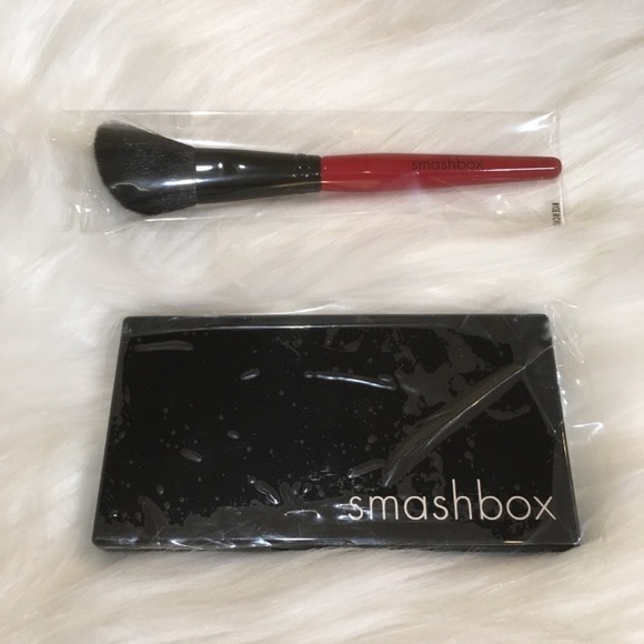 Smashbox Contour Kit Light Medium w Angled Brush - Picture 4 of 6